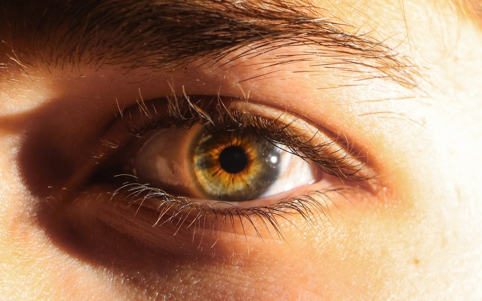 Am I Suitable for Eyelid Surgery?