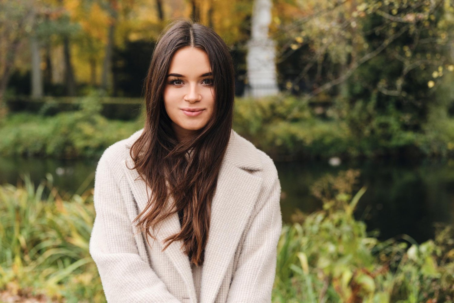Anna Darren